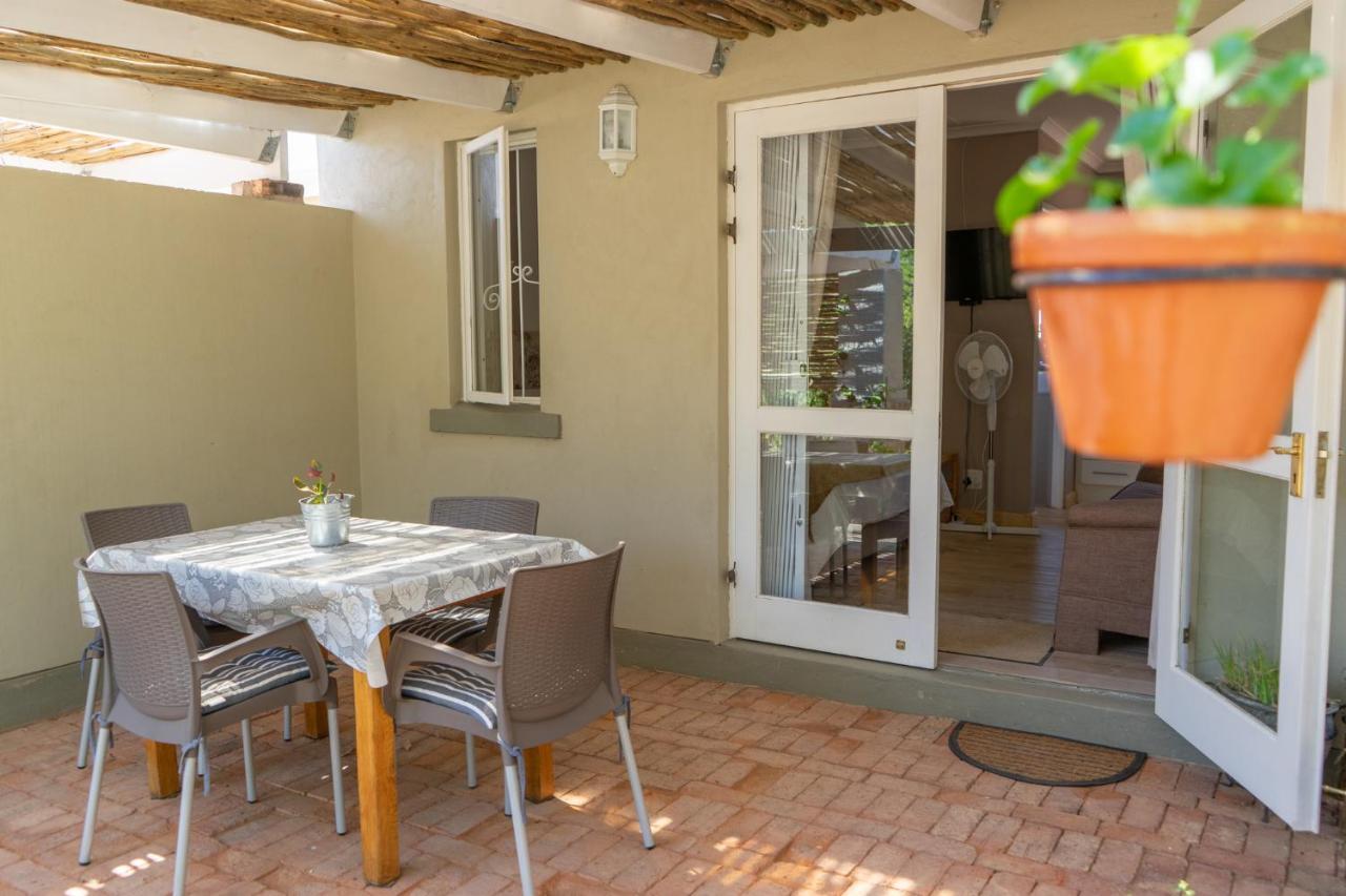 Gasteria Grange Guest House Calitzdorp Bagian luar foto