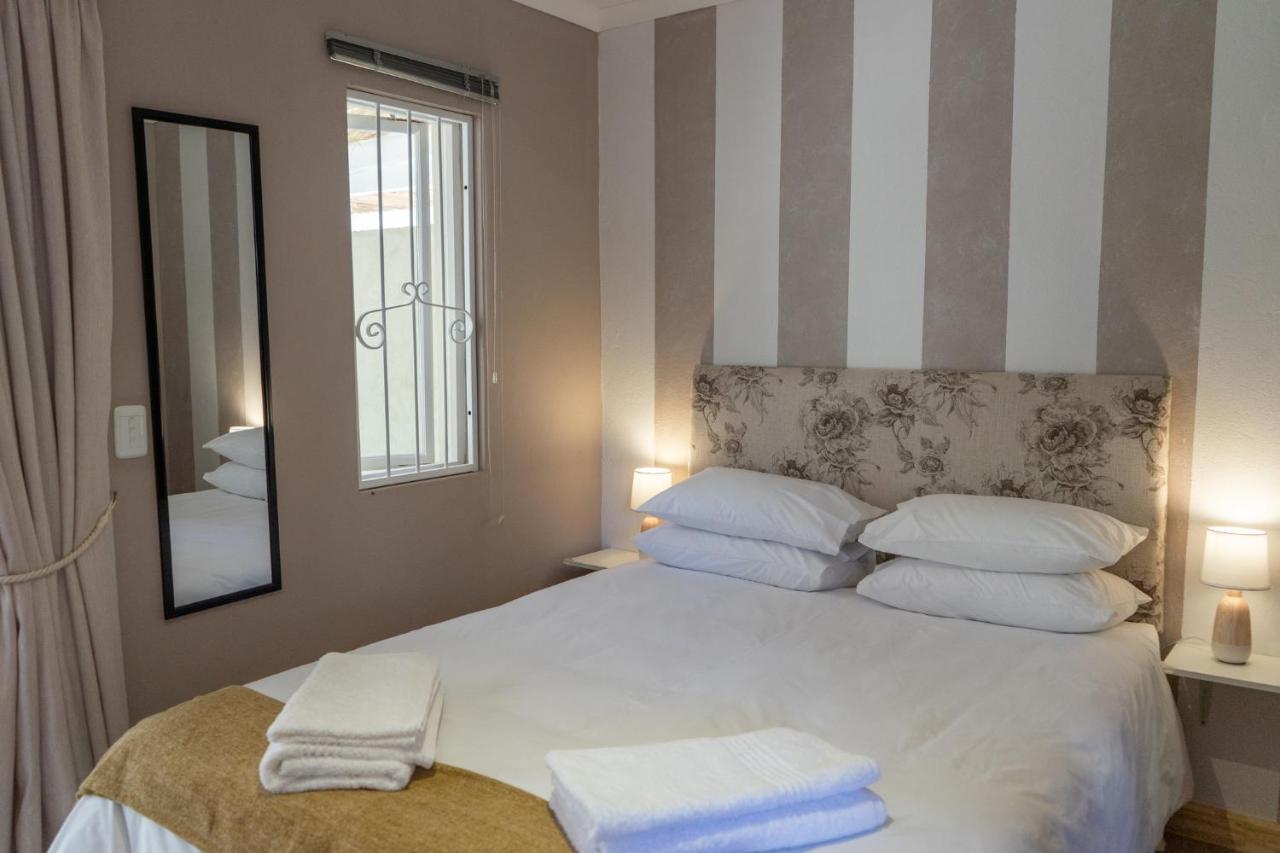 Gasteria Grange Guest House Calitzdorp Bagian luar foto